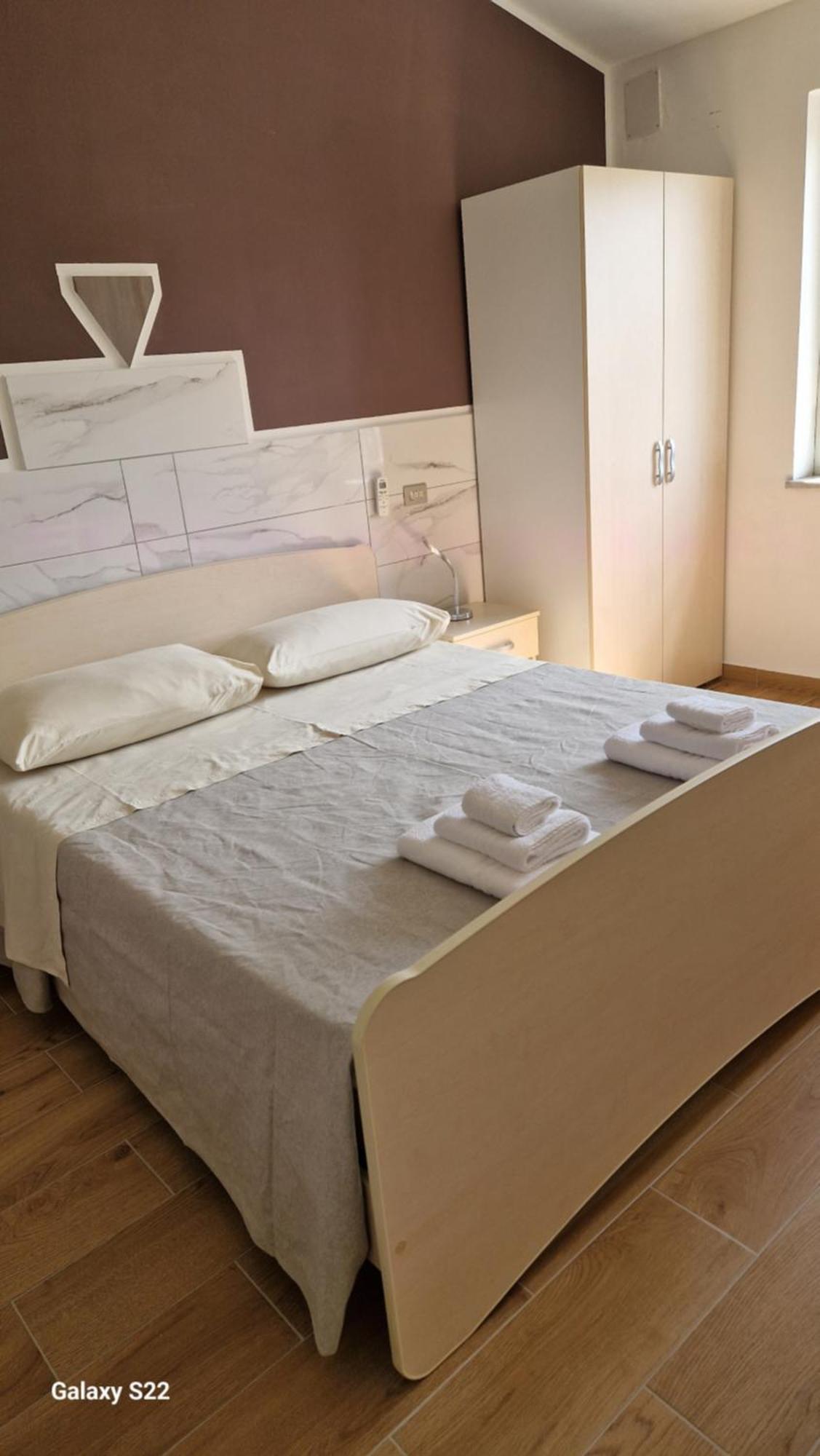 Aria E Sole Bed & Breakfast Caulonia Dış mekan fotoğraf