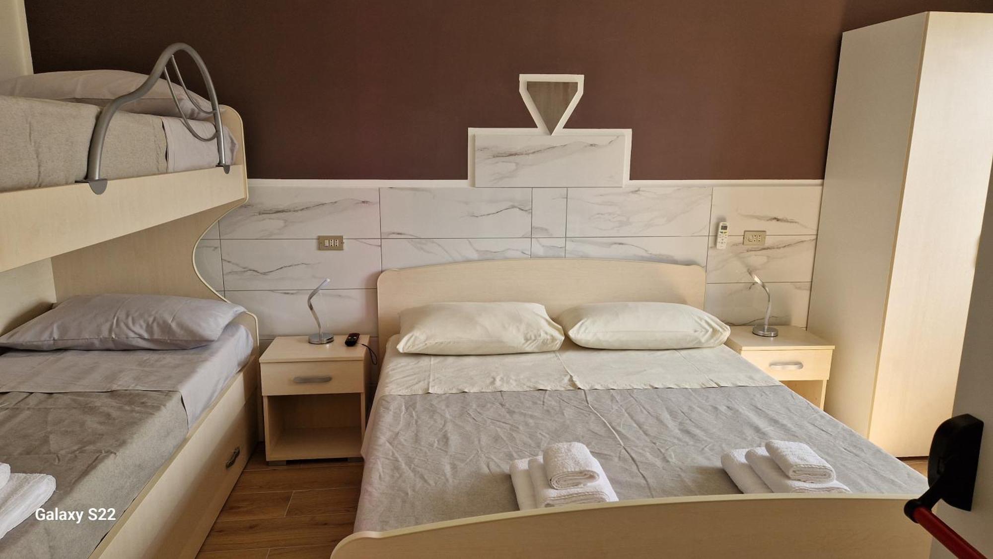 Aria E Sole Bed & Breakfast Caulonia Dış mekan fotoğraf